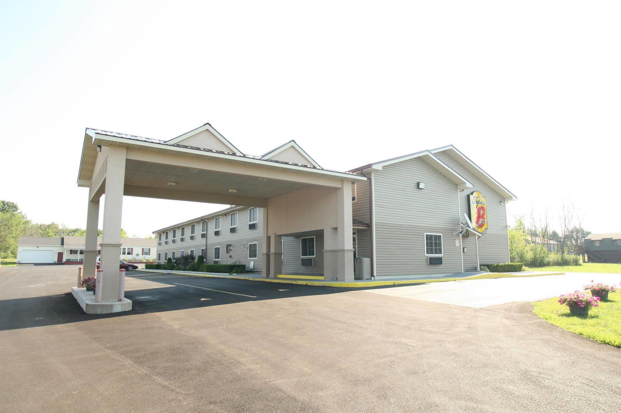 Super 8 By Wyndham Pulaski Kültér fotó